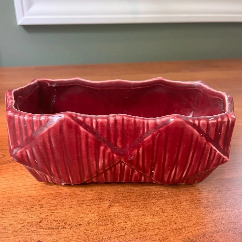 McCoy Planter Pottery USA Burgundy Red Rectangle 7 x 3 x 3